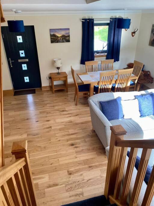 Scottish Highland House Fort William Corran  ภายนอก รูปภาพ